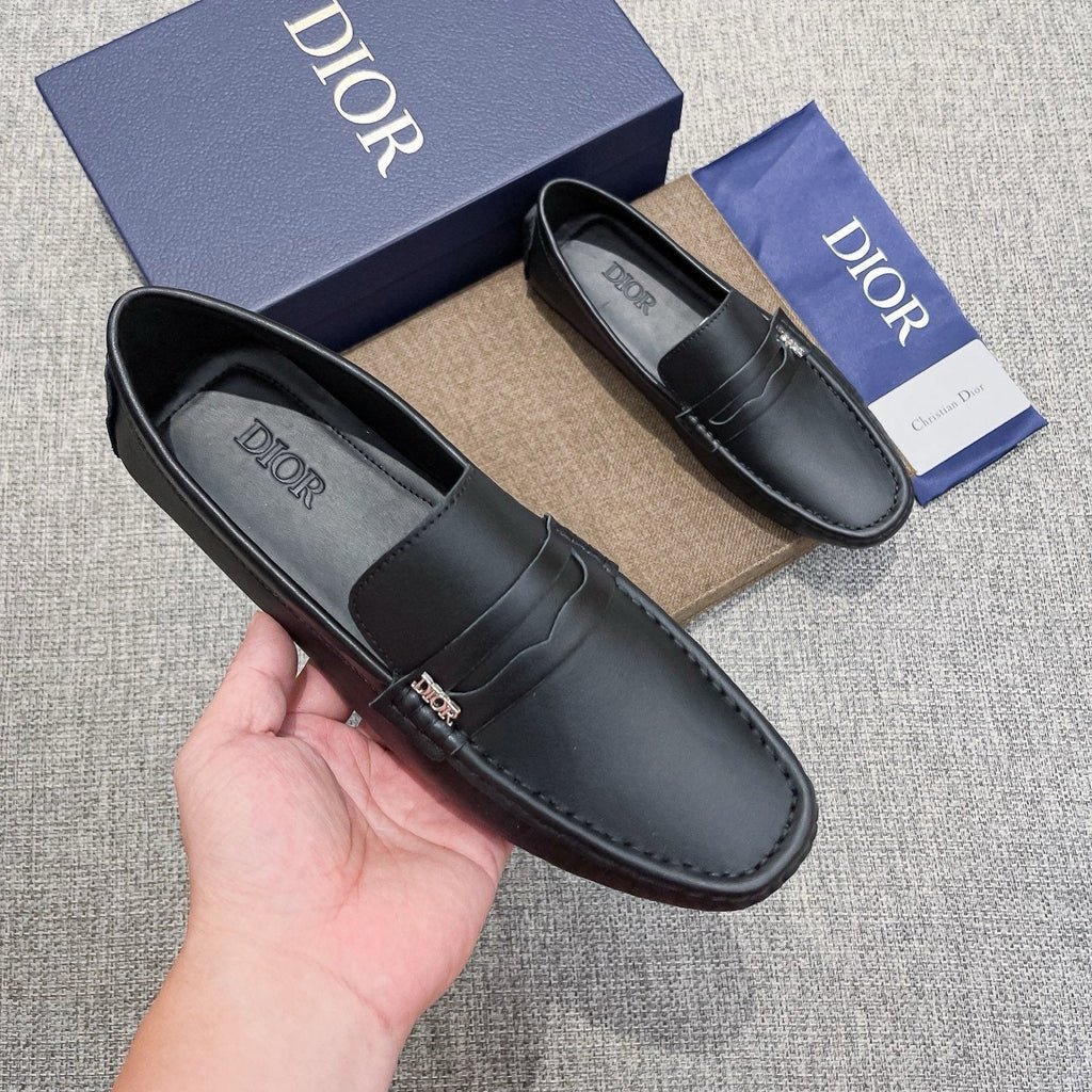 Dior Black Moc-Toe Loafers — model
