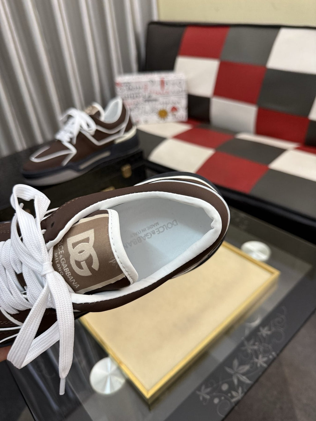 Dolce & Gabbana Brown Piped Low-Top Sneakers — detail