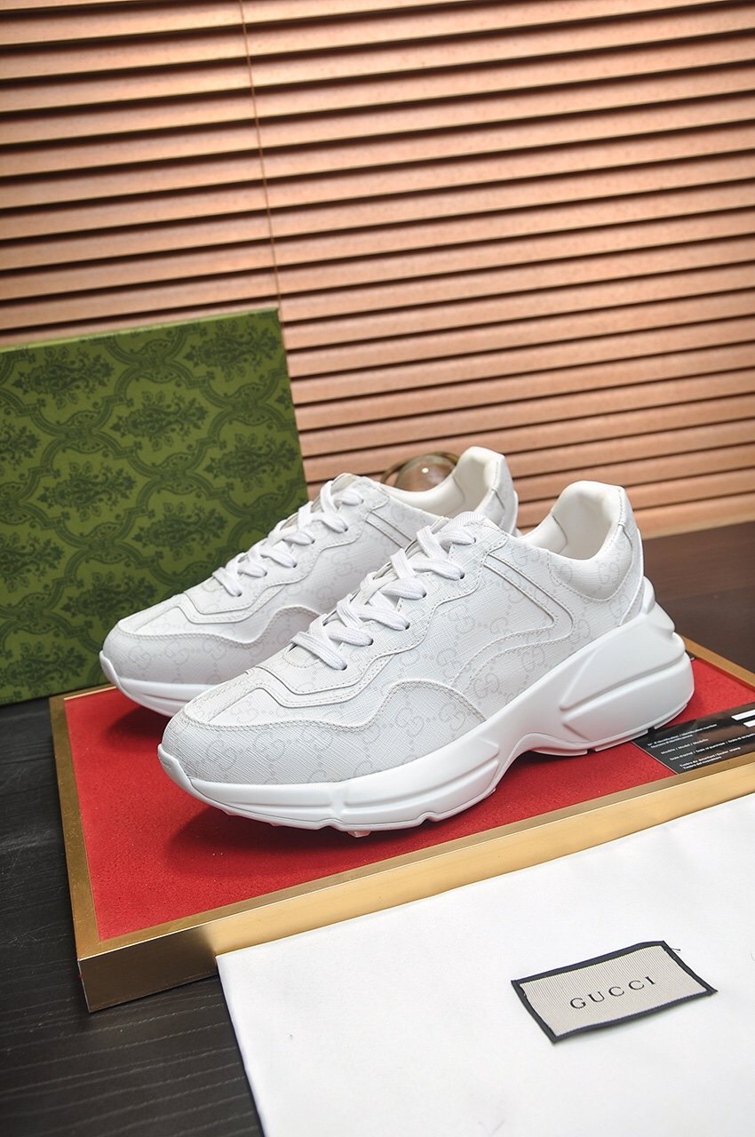 Gucci Chunky Low-Top Sneakers — front